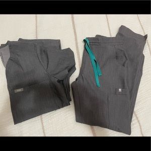 Figs Graphite Grey Scrub Top size XS & Skinny Yola Pants size XXS/P
